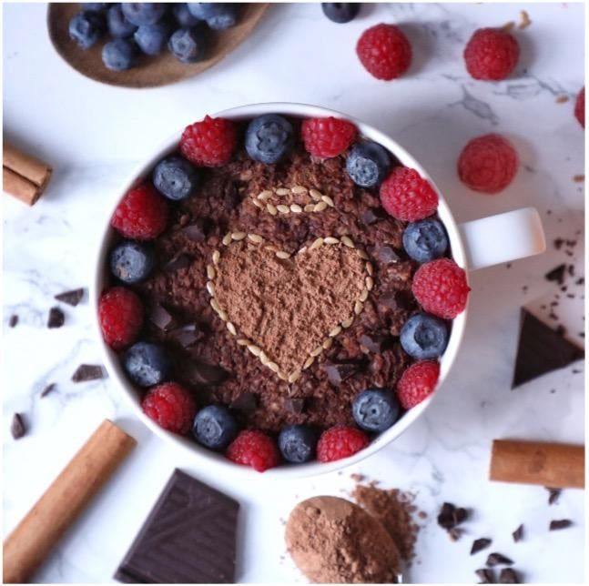 Show some love this Valentine’s with antioxidant-rich raw cacao!-CHOC Chick