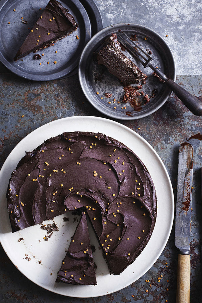 Raw Chocolate Cake by Jamie Oliver & CHOC CHICK